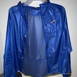 Brooks all altitude jacket